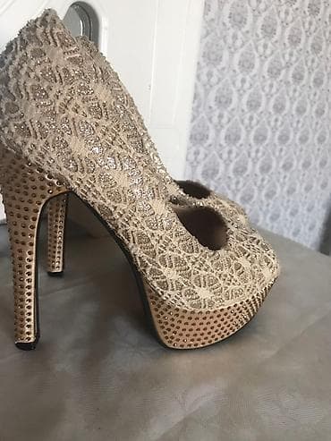 Женская обувь: Туфли 36 размер 400 сом — 1