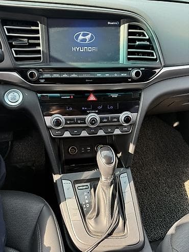 e2 byd: Hyundai Elantra: 2019 г., 1.6 л, Автомат, Бензин, Седан — 10