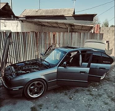 руссификация bmw: BMW 5 series: 1991 г., 2.5 л, Ручные, Бензин, Седан — 8