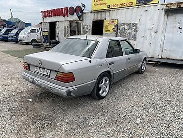 mers e124: Mercedes-Benz W124: 1988 г., Механика, Бензин, Седан — 4