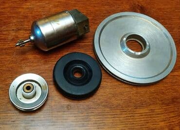 продаю настольный теннис: Продаю № 1.шкивы и электромоторчик. шкивы : большой 74 мм, вал 17 — 1