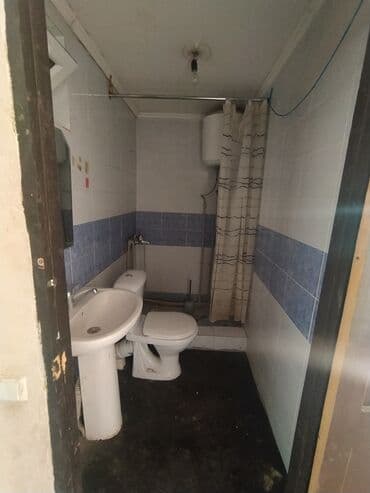 сдается квартира долгосрочные ош: 1 бөлмө, Менчик ээси, Чогуу жашоосу жок, Жарым -жартылай эмереги бар — 2