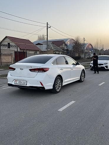 mazda mx: Hyundai Sonata: 2019 г., Газ — 2