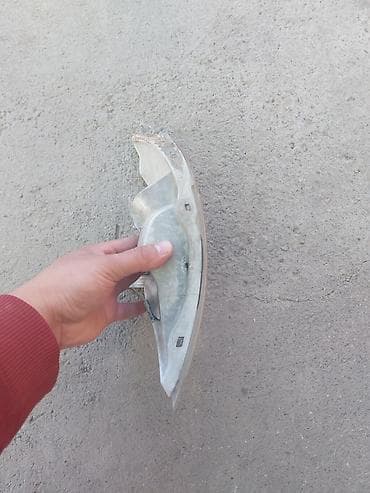 на прадо и жх: Правый поворотник Toyota 1999 г., Б/у, Оригинал, Япония — 3