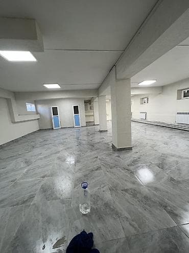 продаю подвальное помещение: Сдается в аренду просторное подвальное помещение открытой планировки — 4