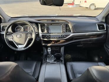срочно продаю в связи с переездом: Toyota Highlander: 2019 г., 3.5 л, Вариатор, Гибрид, Кроссовер — 10