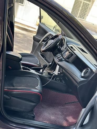 обогрев авто: Toyota RAV4: 2017 г., 2.5 л, Газ, Кроссовер — 9