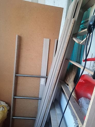 Кровати: Б/у 2 ярусная кровать есть поломки отдам не дорого — 1