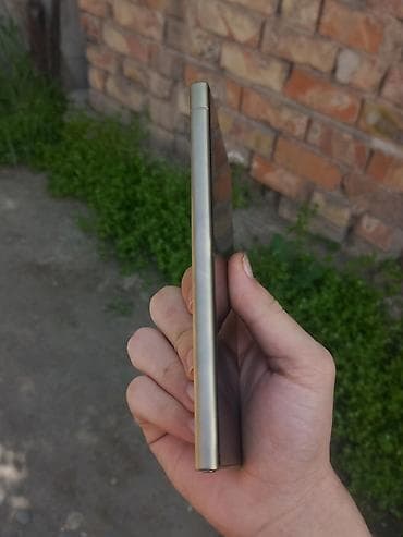 ipnone x: Samsung Galaxy S24 Ultra, Б/у, 512 ГБ, цвет - Золотой, 1 SIM, eSIM — 5