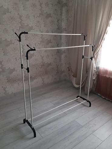 илгич: Двухъярусная напольная вешалка-стойка для одежды. - Конструкция: две — 1
