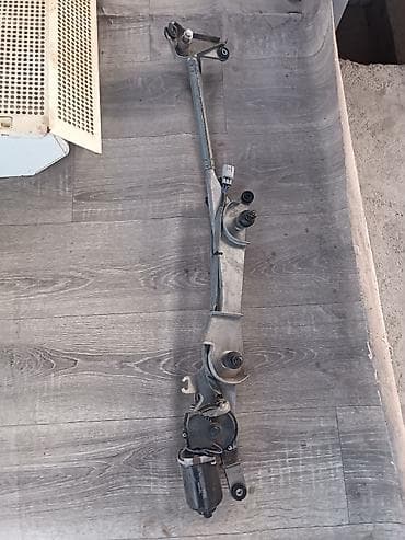 авто дворник: Трапеция дворников Toyota — 1