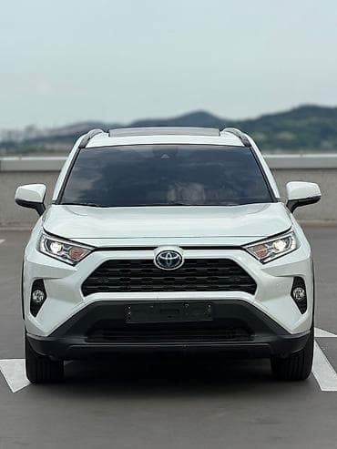оригин: Toyota RAV4: 2021 г., 2.5 л, Автомат, Гибрид, Кроссовер — 1