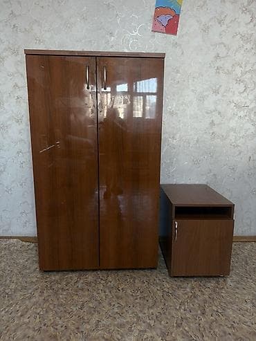 Дом и сад: Шкаф и тумба в одном стиле (цвет – тёплый орех, глянец). - — 1