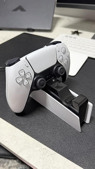 google pixel: Зарядная станция Sony DualSense для PlayStation 5 (модель CFI‑ZDS1) — 3