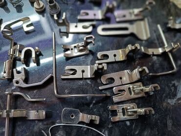 шиномонтажное оборудование для грузовых автомобилей бу: Набор шпулек и лапок для швейной машины. Цена за все что на фото — 6