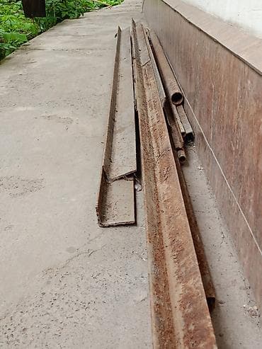 Швеллеры: Металлопрокат и листовой металл В наличии: - Швеллеры/направляющие — 1