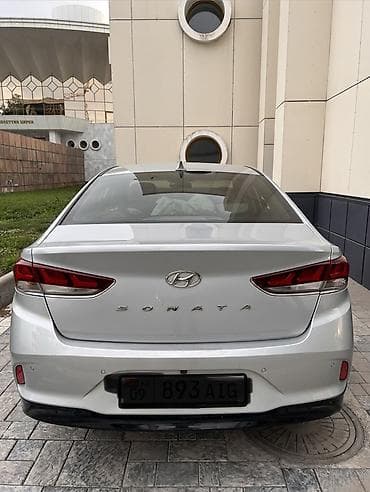 byd e2 2022: Hyundai Sonata: 2019 г., Седан — 4