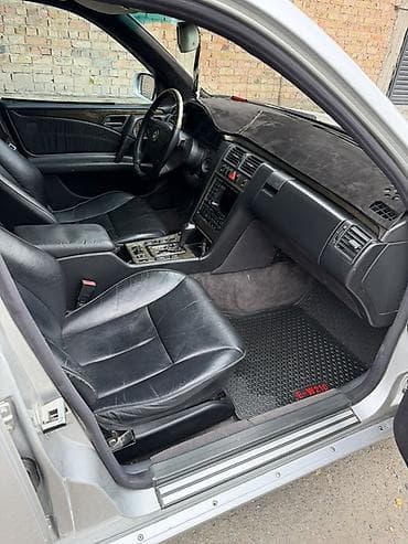 90: Mercedes-Benz E-Class: 1998 г., 4.3 л, Автомат, Бензин, Седан — 10