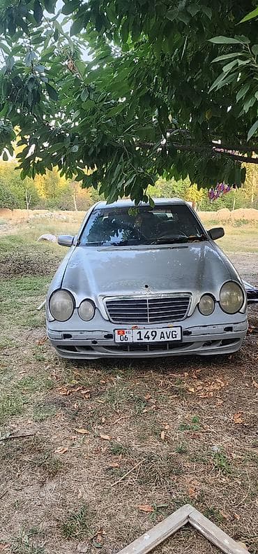 surron ultra bee: Mercedes-Benz E-Class: 2001 г., Седан — 5
