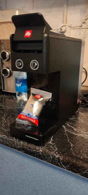 кофемашина с капсулами: Продаю кофемашина новая — 2