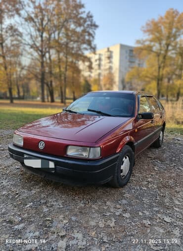 Volkswagen Passat: 1993 г., 1.8 л, Механика, Газ, Седан