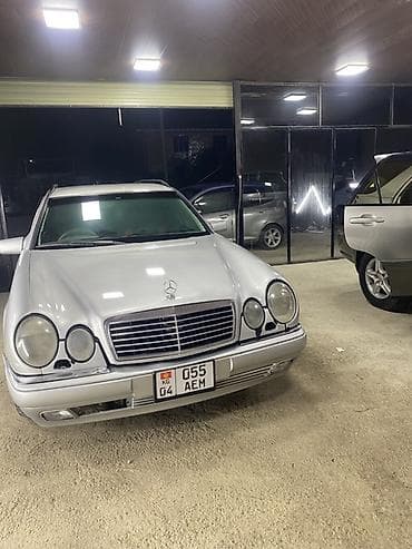 Mercedes-Benz E-Class: 1999 г., 3.2 л, Автомат, Газ, Универсал