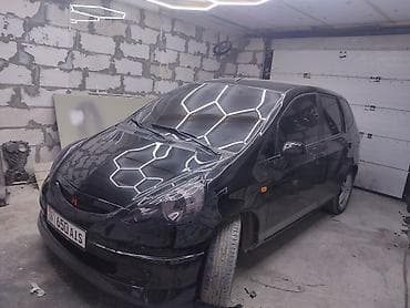 тюнинг голф 3: Honda Fit: 2003 г., 1.4 л, Автомат, Бензин, Хэтчбэк — 2