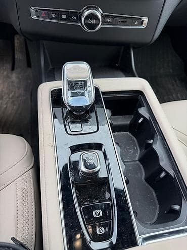 радио колонки: Volvo XC90: 2025 г., 2 л, Автомат, Гибрид — 9