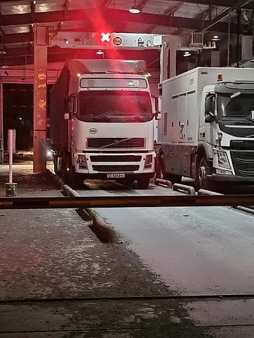 xonda edix: Сүйрөгүч, Volvo, 2002 г., Прицепсиз — 7