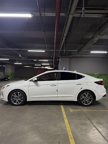 hynday: Hyundai Avante: 2019 г., 1.6 л, Вариатор, Бензин, Седан — 8
