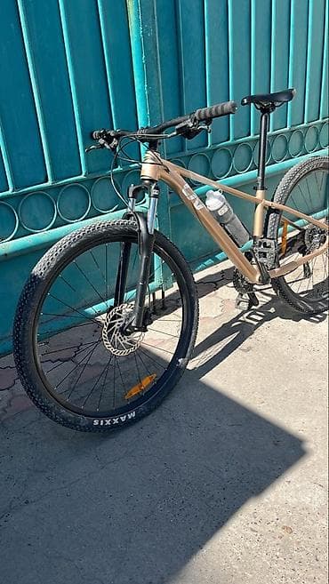 кузов на гигант: Горный велосипед, Giant, Рама S (145 - 165 см), Алюминий, Б/у — 1