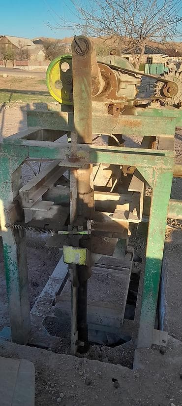 скамейка б у: Вибропресс для изготовления тротуарной плитки/блоков Описание: - — 8