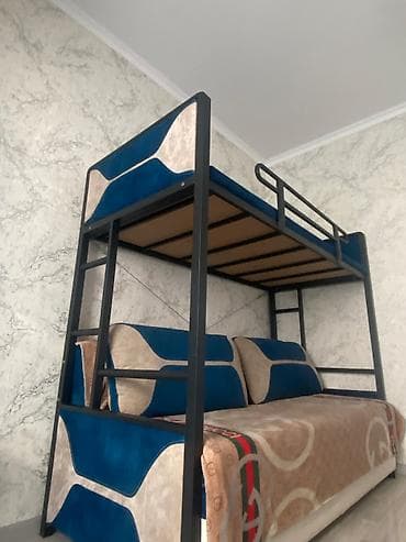 small table: 4 ай эле колдонулган .Качество 🔥 — 3