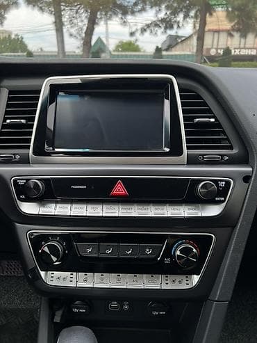 Hyundai Sonata: 2019 г., 2 л, Автомат, Газ, Седан — 9