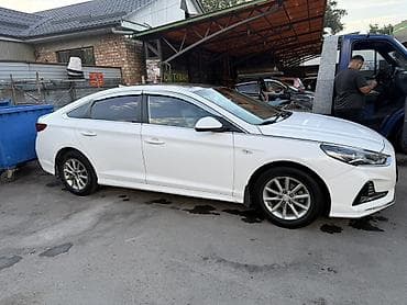 Hyundai Sonata: 2018 г., 2 л, Автомат, Газ, Седан — 2