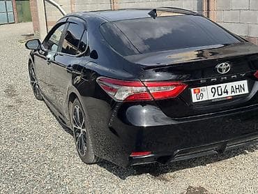 prius v: Toyota Camry: 2019 г., 2.5 л, Автомат, Бензин, Седан — 3