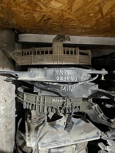 солнечный панель: Вентилятор Mitsubishi 2000 г., Б/у, Оригинал, ОАЭ — 9