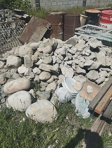 отдам стройматериалы бесплатно: Отдам даром жжёный кирпич около 600 шт . самовывоз !!! Бишкек — 1