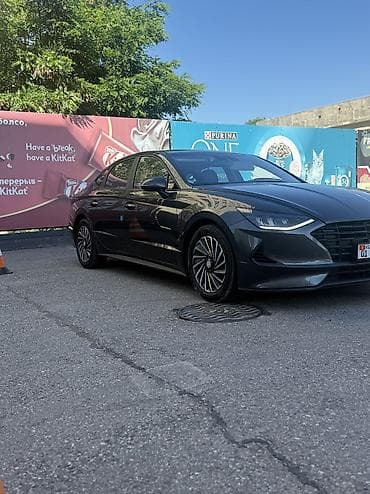 Продажа авто: Hyundai Sonata: 2020 г., 2 л, Автомат, Гибрид, Седан — 2