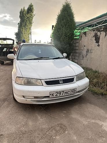 Honda Civic: 2000 г., 1.5 л, Автомат, Бензин, Седан — 4