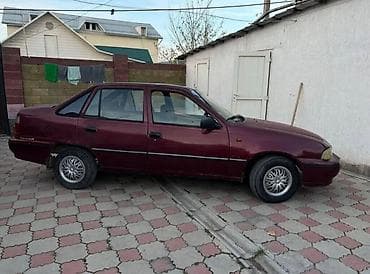 Daewoo Nexia: 1998 г., 1.6 л, Механика, Бензин, Седан — 2