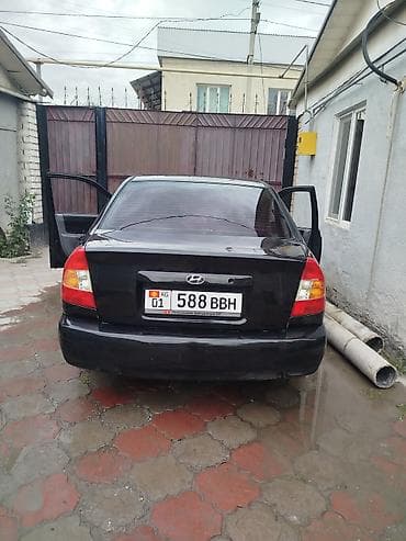 Hyundai Accent: 2006 г., 1.6 л, Механика, Бензин, Седан — 4