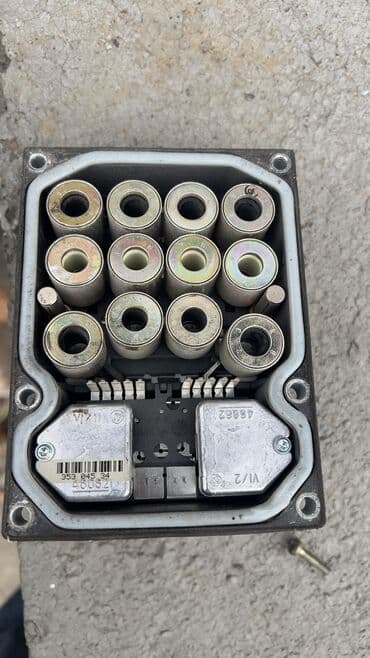 решетка на пассат б4: Блок ABS BMW Оригинал, Германия — 4