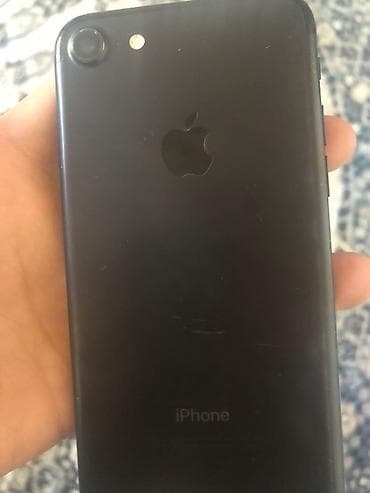 ipod touch 7: IPhone 7, Б/у, 32 ГБ, Черный, Зарядное устройство, Чехол, В рассрочку, 32 % — 7