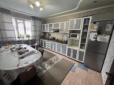 mega hous: 300 м², 7 комнат — 7