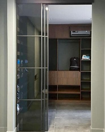 Металлические сейфовые двери: На заказ Цельностеклянная перегородка, Бронированное стекло, Бесплатная установка, Бесплатная доставка, Бесплатный замер — 1