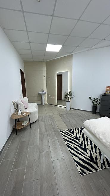 гавана: Аренда кабинетов в салонах красоты, 30 м² — 2