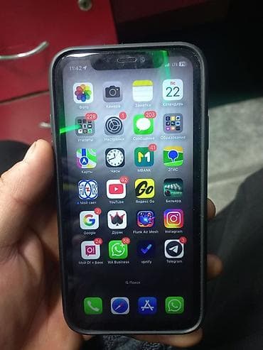 ipad mini 9: IPhone Xr, 128 ГБ, Черный, Чехол, 100 % — 3