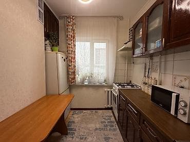 школа бильярда: 2 комнаты, 48 м², 105 серия, 3 этаж, Косметический ремонт — 2