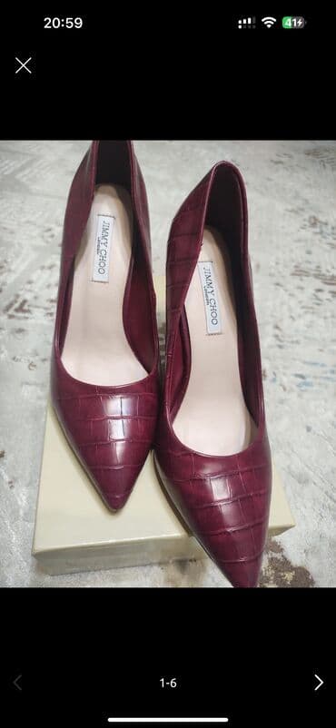 Спецодежда: 1. Туфли Надеты 1 раз на мероприятие. высота каблука 8 см. Бренд — 14